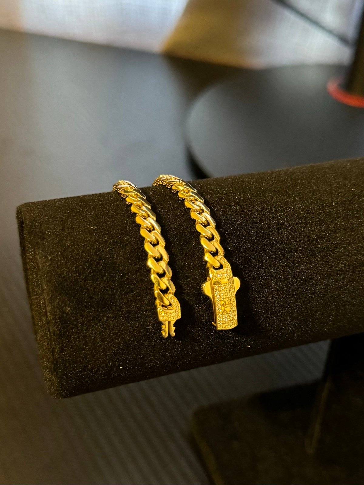 14k solid gold cuban bracelet 7.25” 5mm