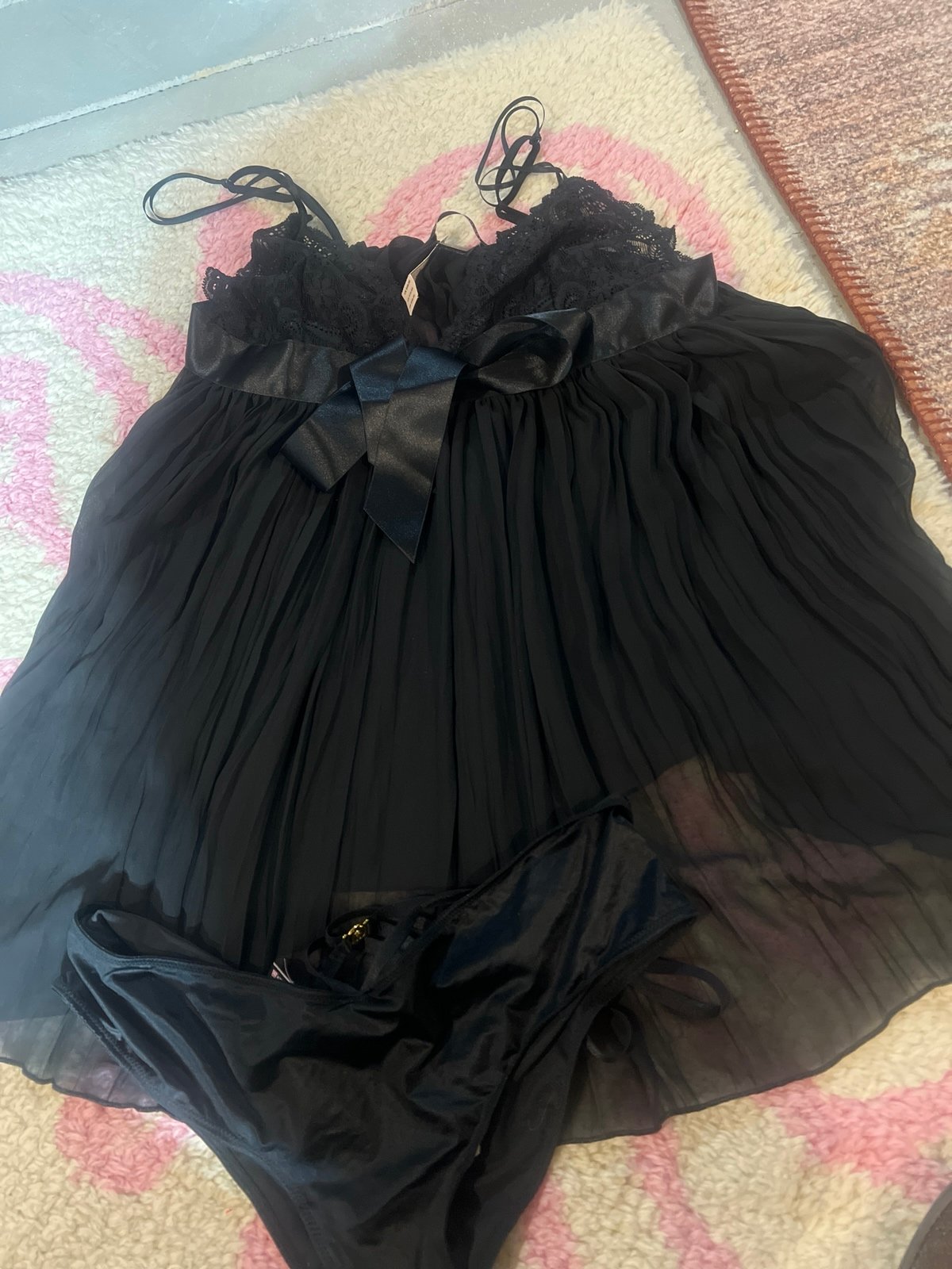 New Victoria secert lingerie size medium matched with new panty