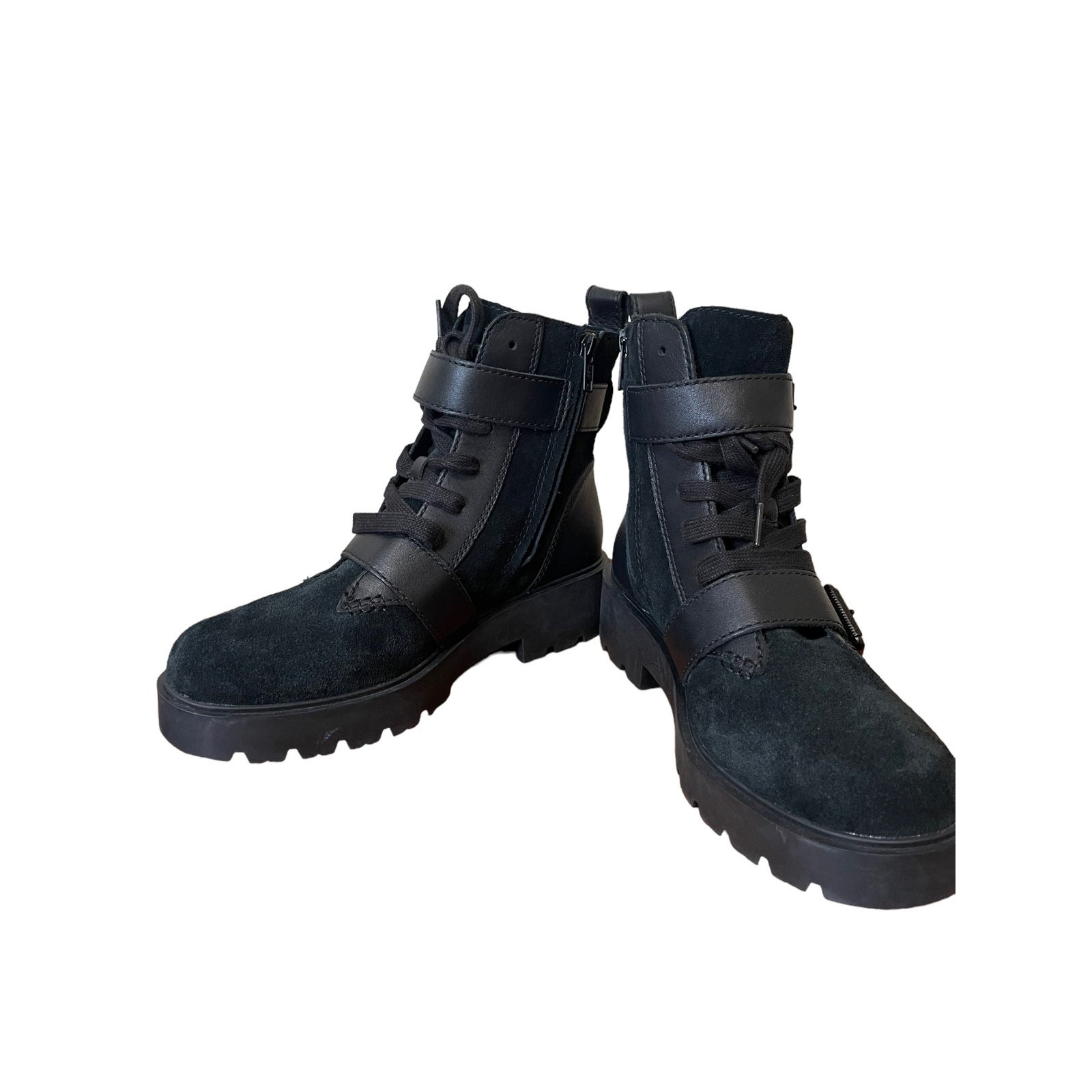 UGG ZORRAH BLACK BOOTS - WOMEN'S Size 9 NWOB