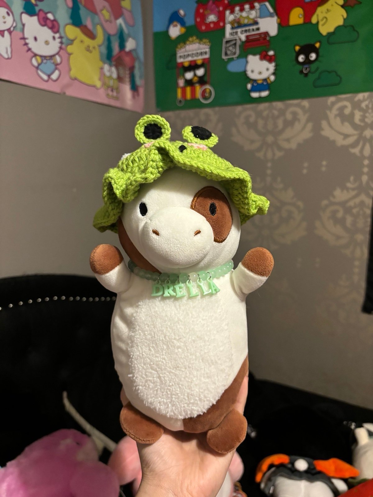 9’ dark drella hugmee squishmallow