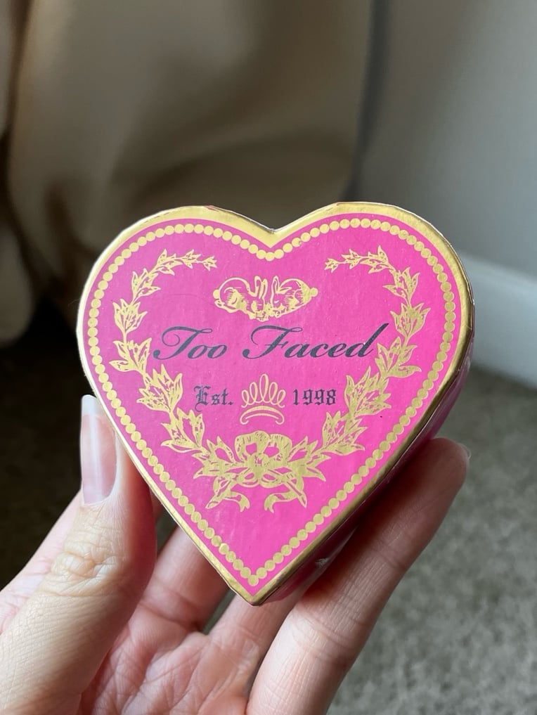 Too Faced Perfect Flush Blush SOMETHING ABOUT BERRY