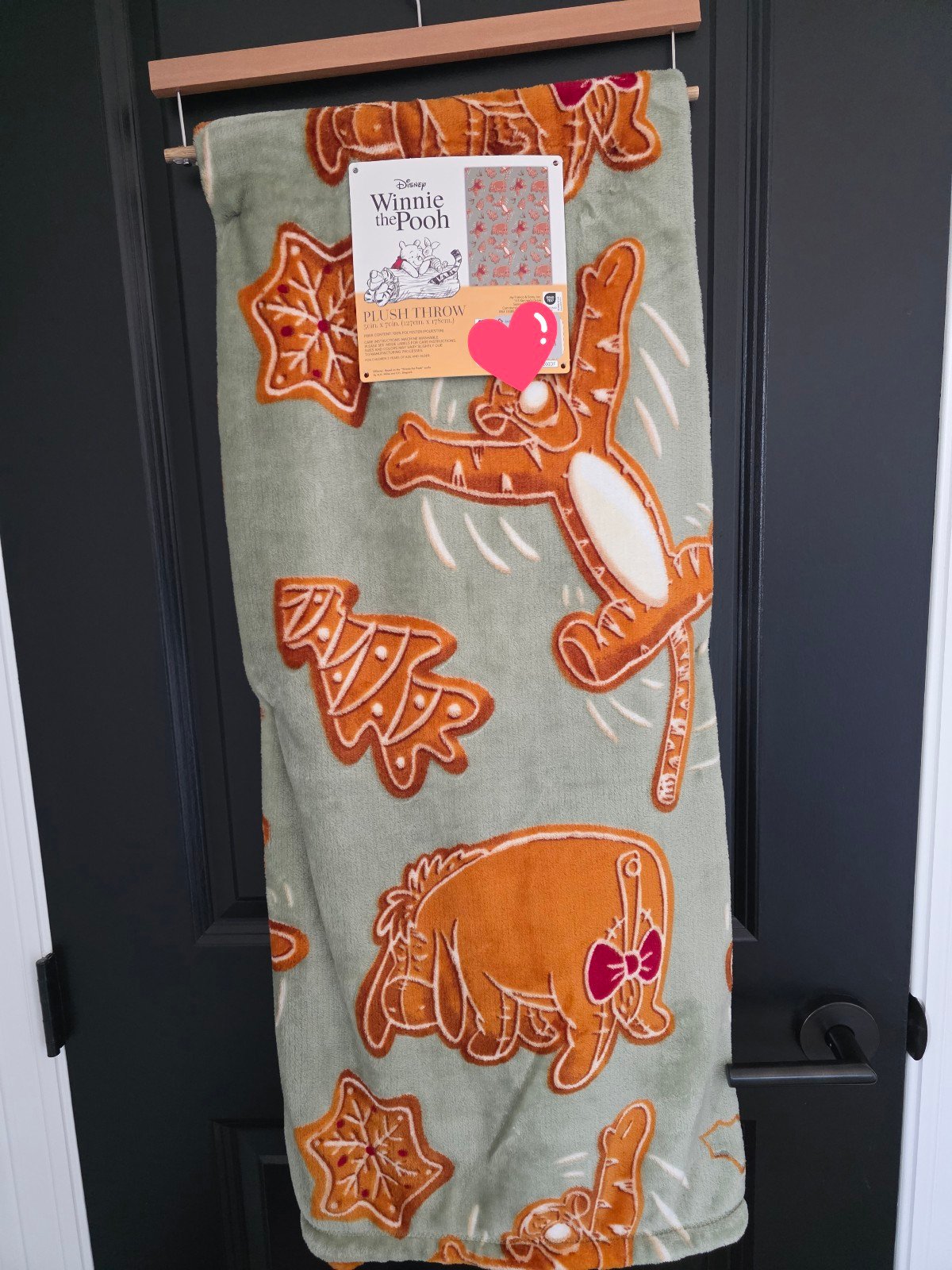 NWT Disney's Winnie the Pooh Christmas Throw