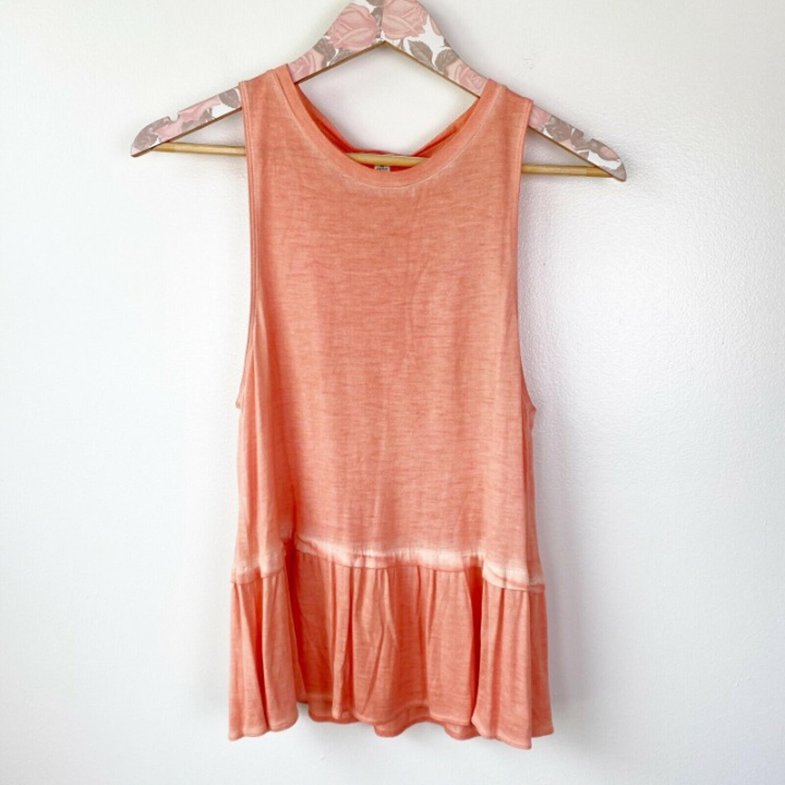 Aritzia Wilfred Ruffle Hem Peplum Tank