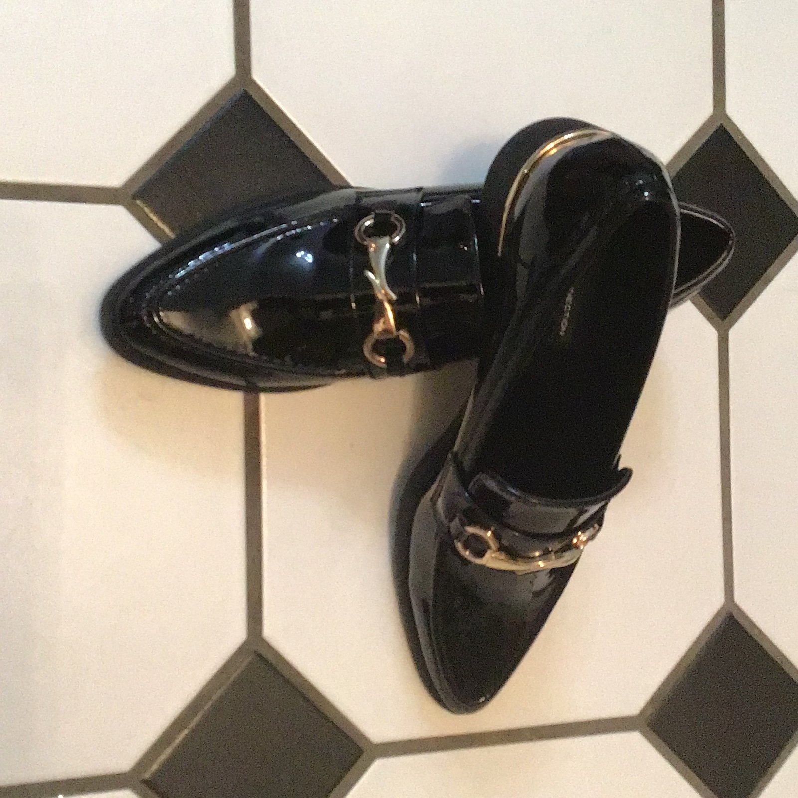 Size 8 &1/2