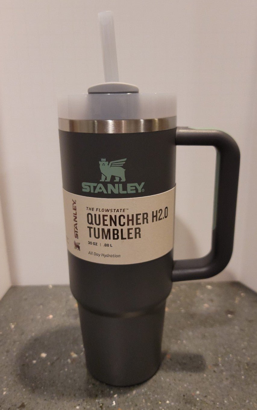 Stanley Quencher 30oz Tumbler Charcoal