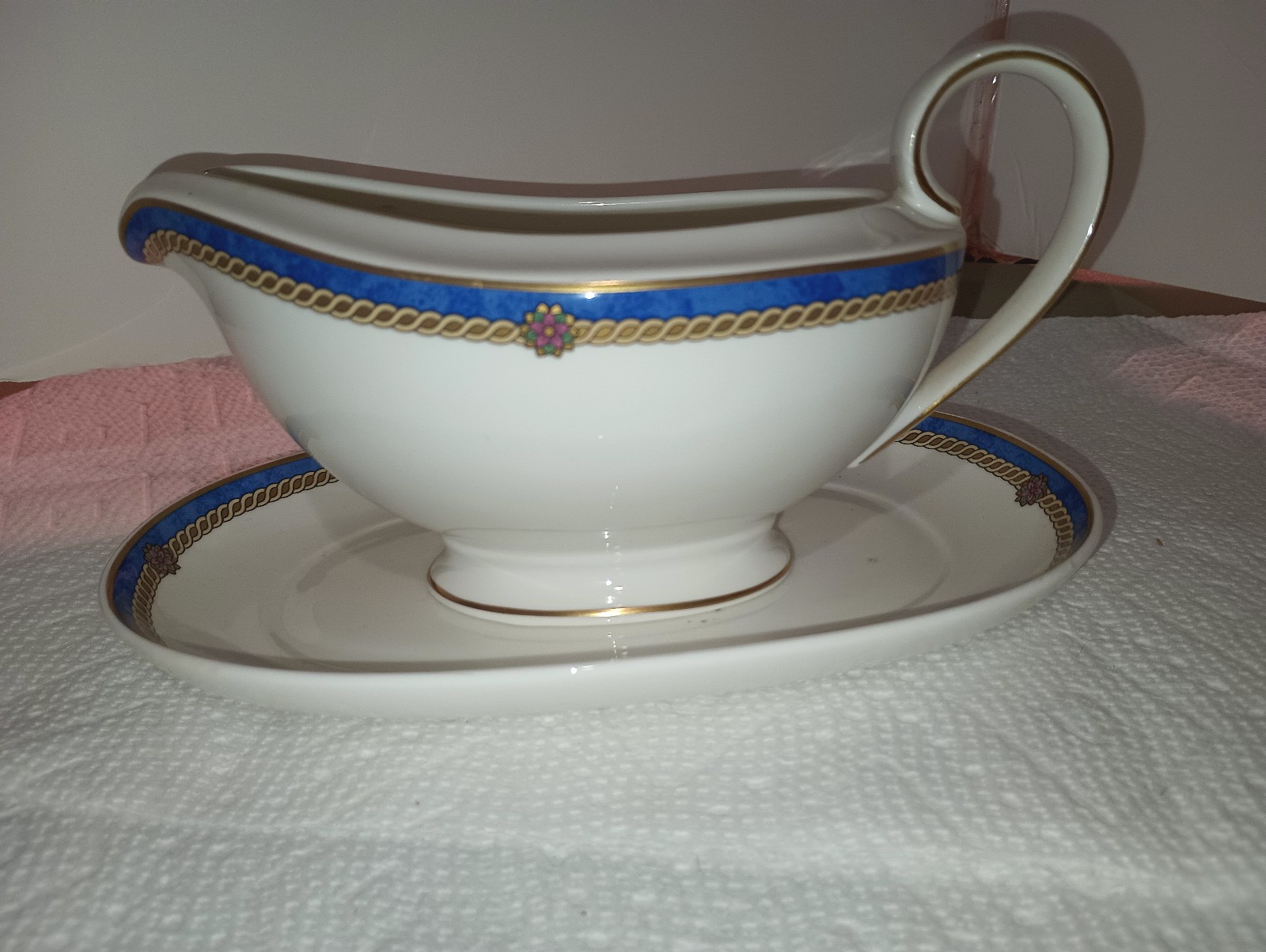 Villeroy & Boch Gravy Boat