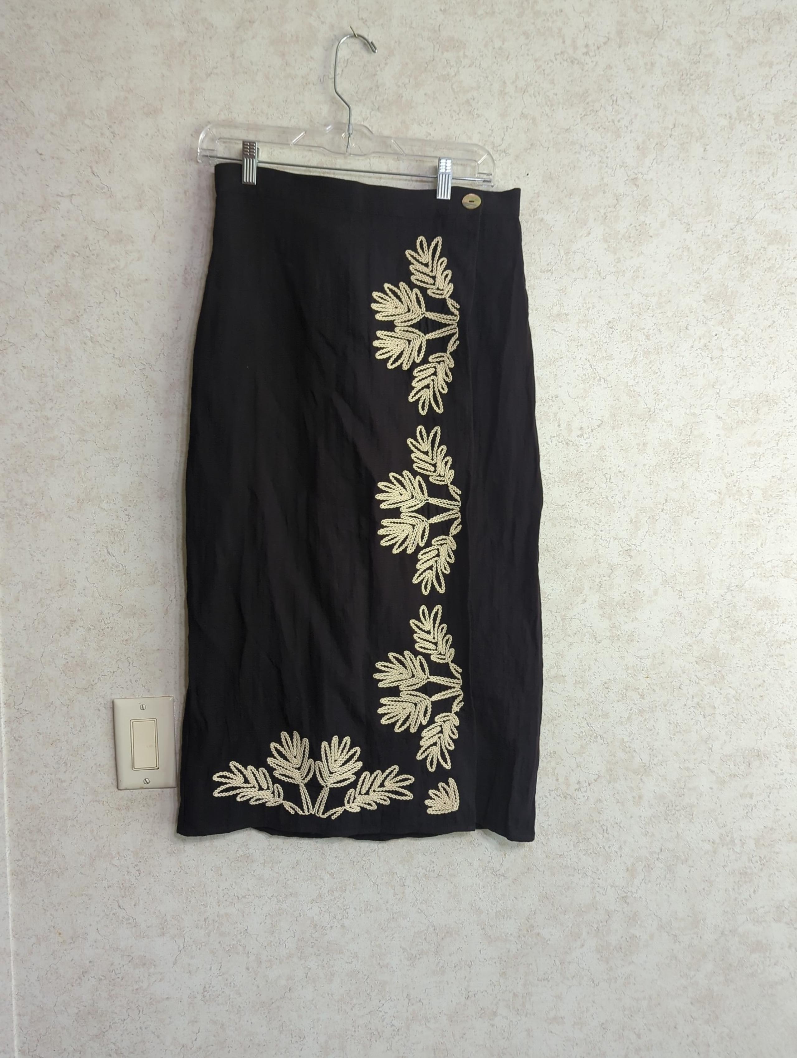 H & M embroidery wrap skirt size 8