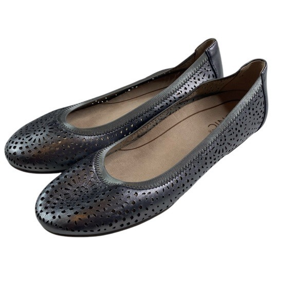 New Women's Vionic Robyn Perforated Pewter Ballet flats 7.5