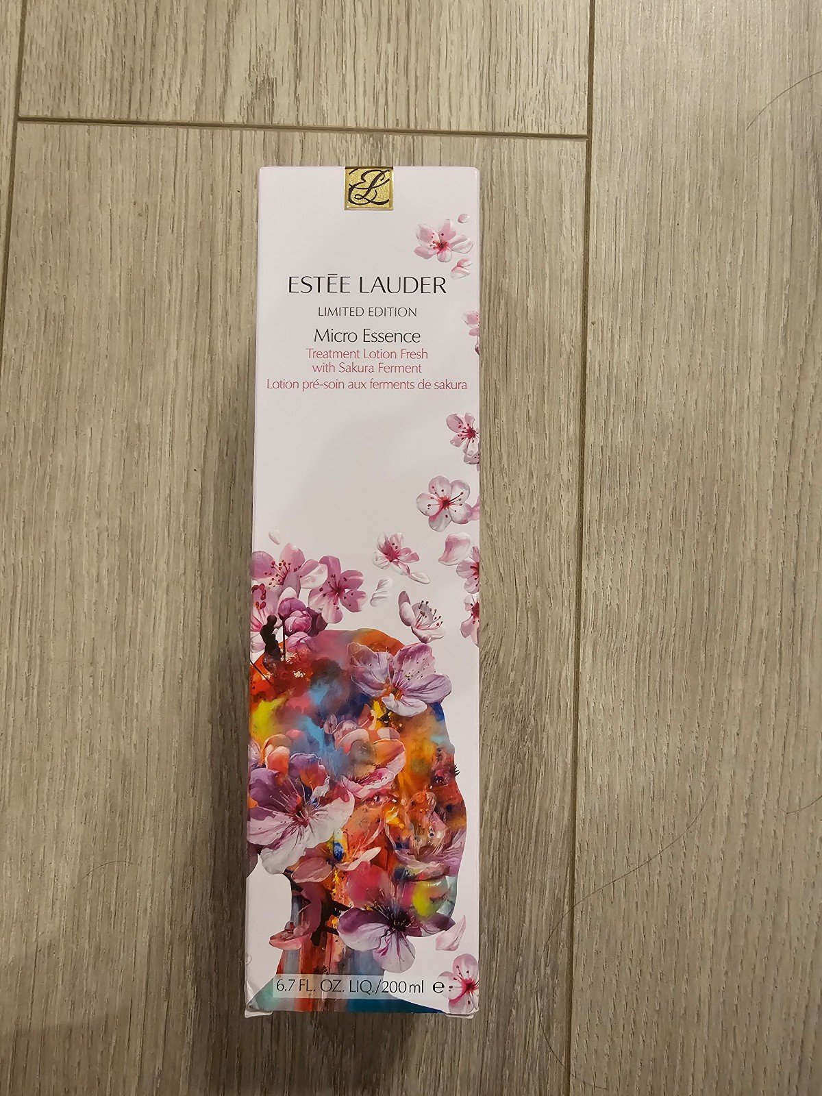Estee Lauder Micro Essence - Limited Edition
