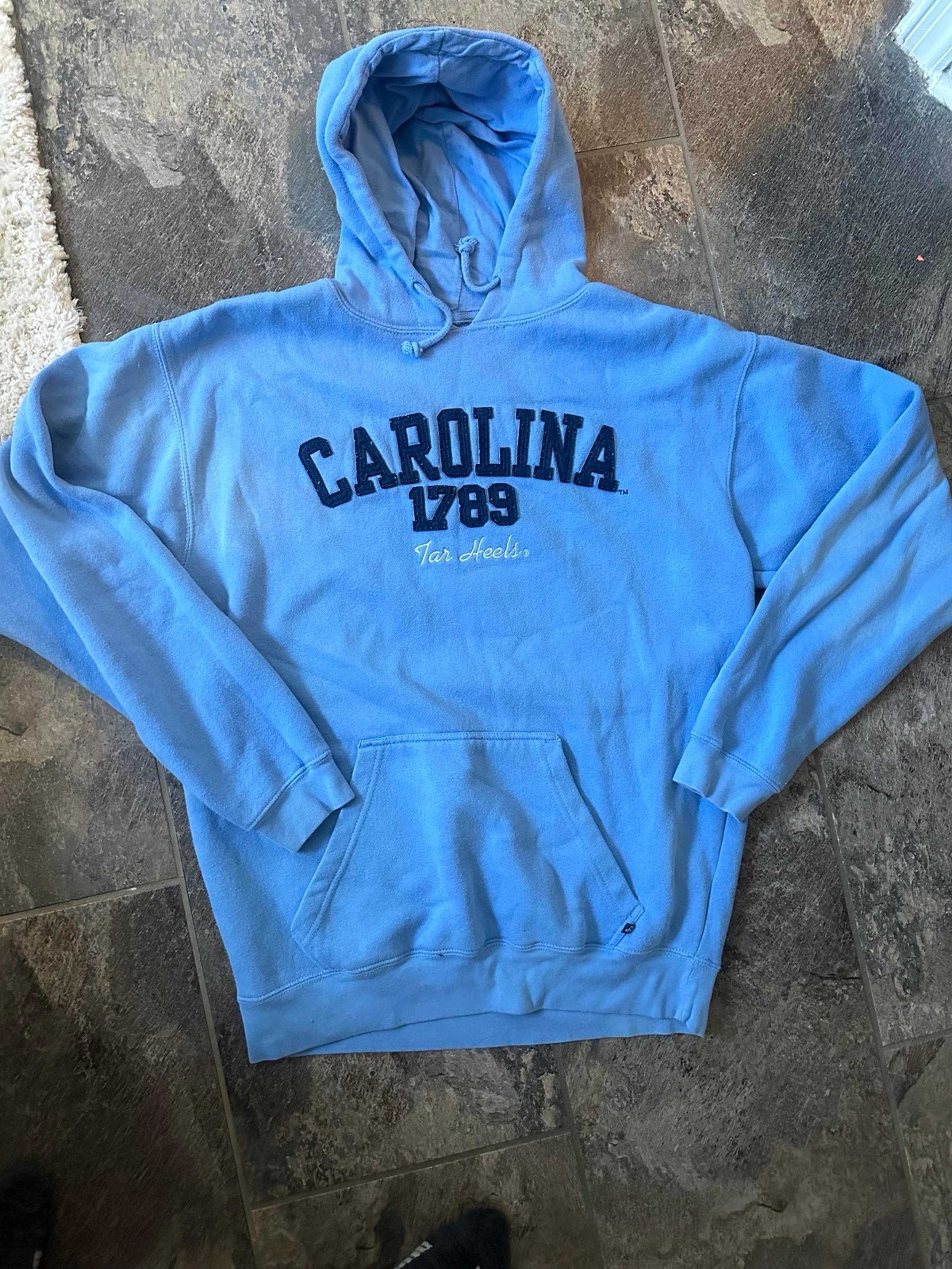 Vintage UNC Hoodie size Large