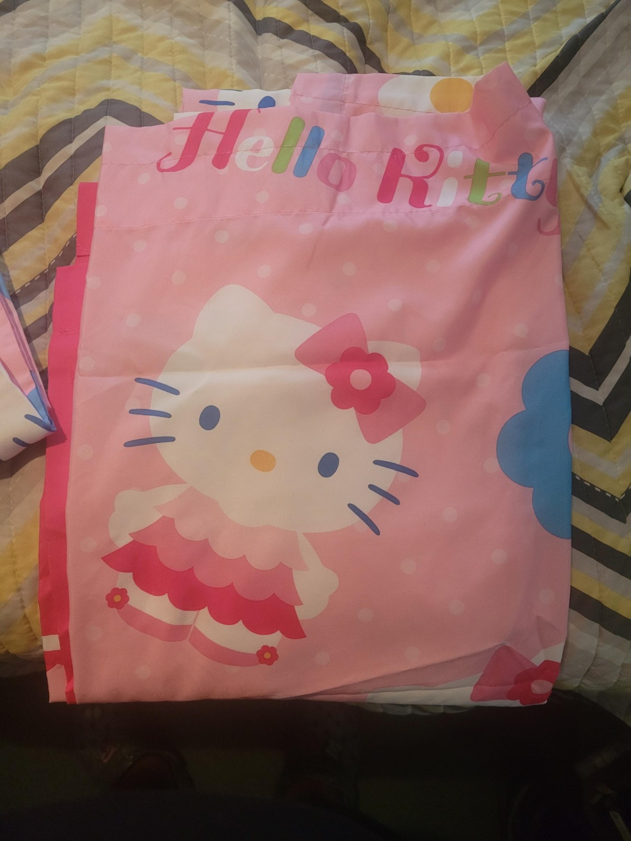 Hello Kitty curtains