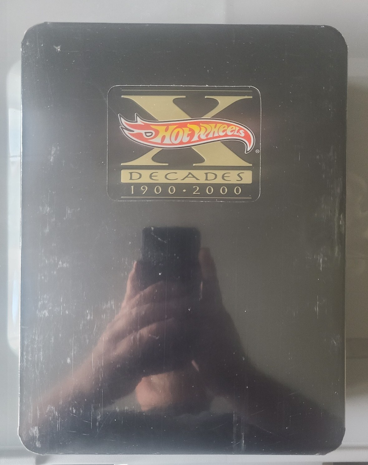 Hot Wheels Decades 1900-2000 10 Car Set w/ Tin Box NEW SEALED. Target Exclusive