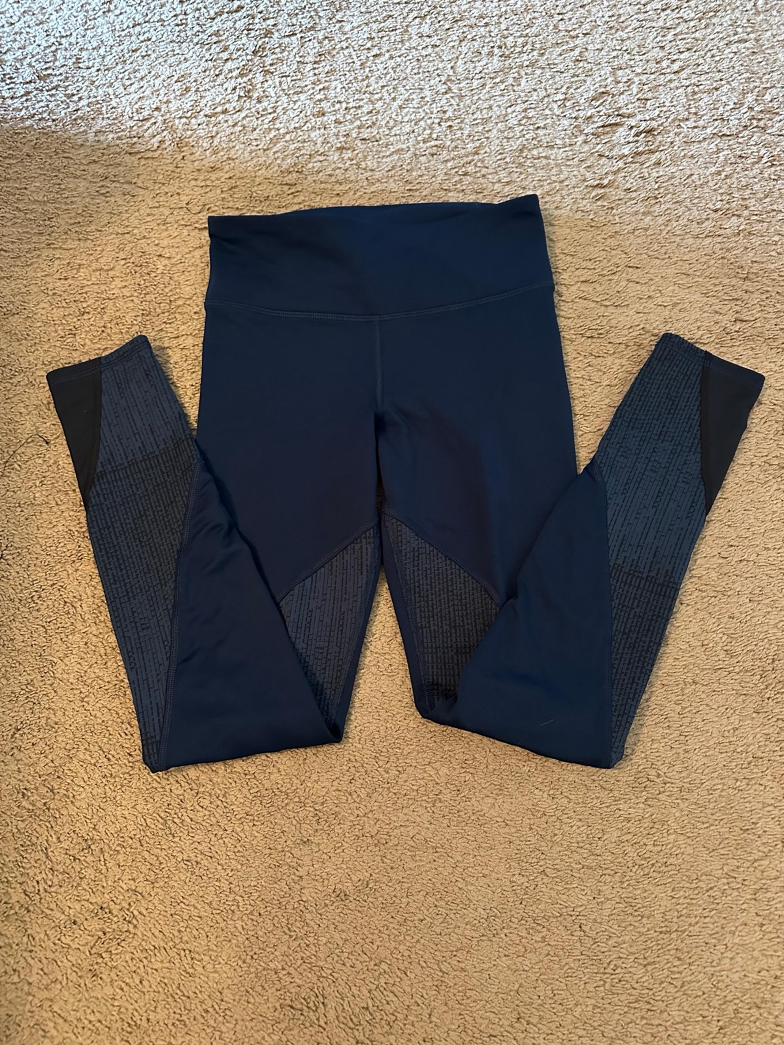 Under Armour Women’s UA Size Small Blue Leggings Activewear Gym Train Yoga