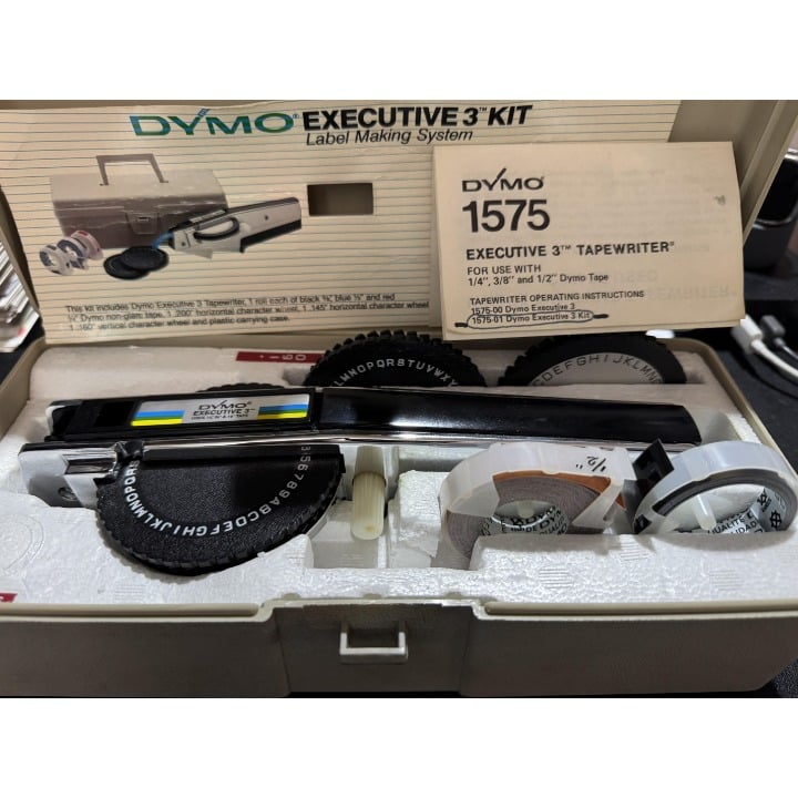 Dymo Executive 3 Label Maker Kit With Tapes Vintage Belgium