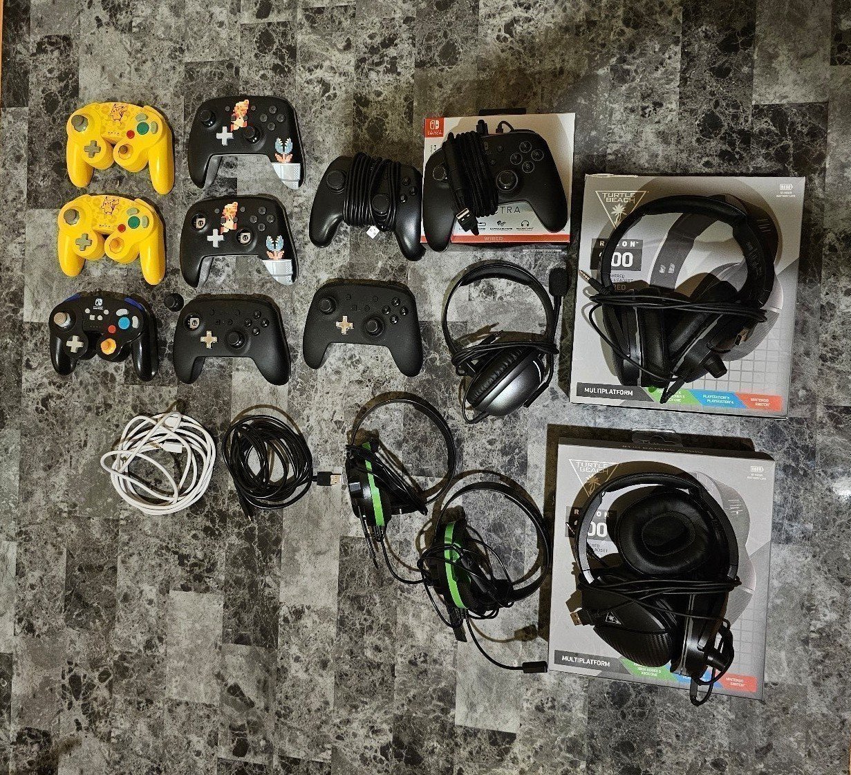 Nintendo switch controllers and headsets