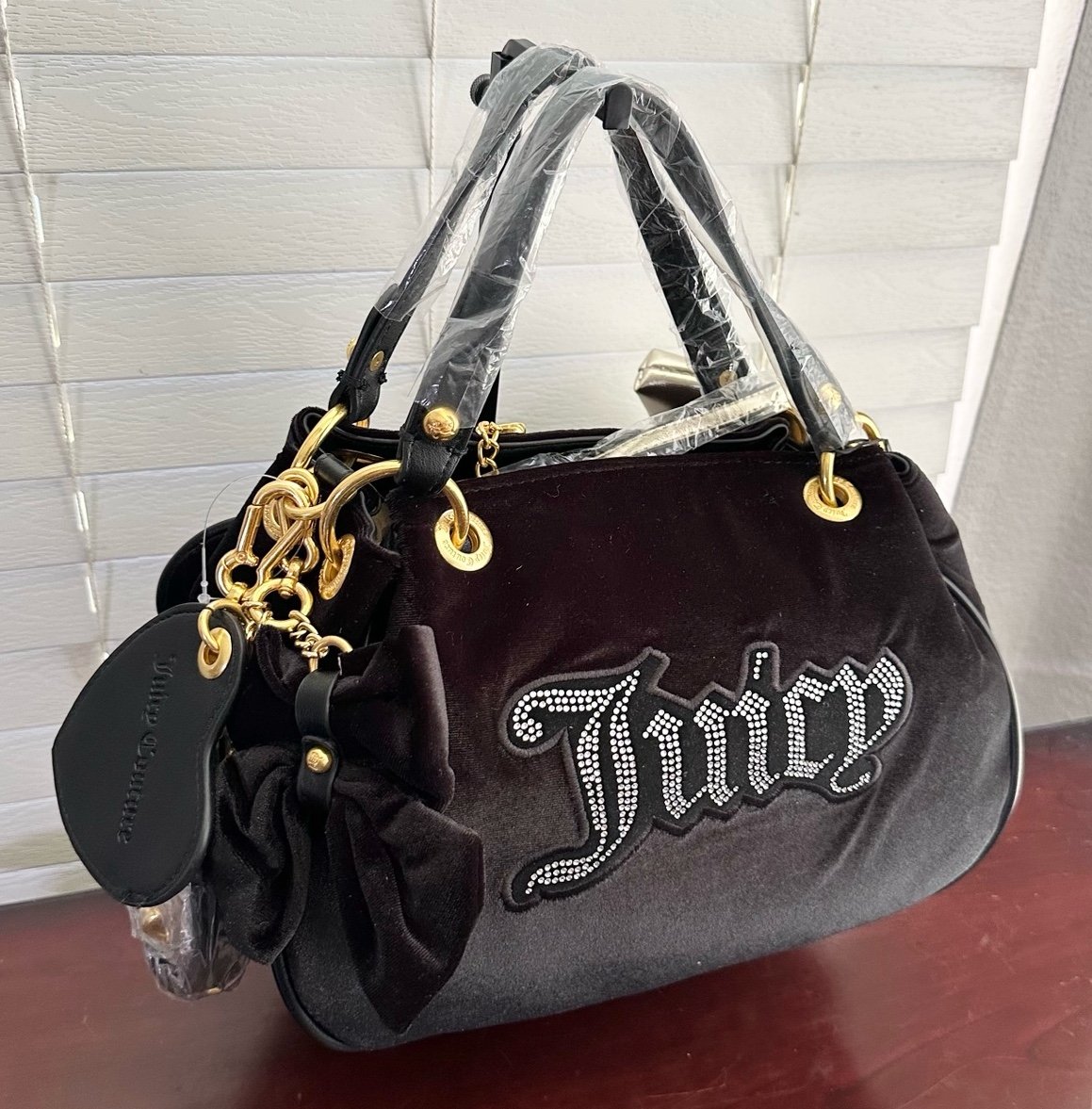 UK Exclusive Juicy Couture Primerose Bag with Bow, Charms Black Y2K style