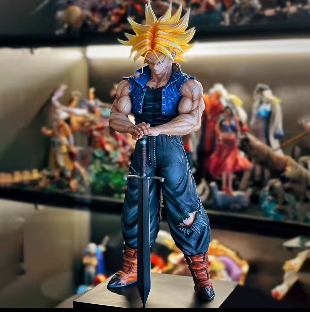 Trunks Dragon Ball Z Statue
