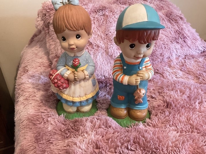 Vintage Girl & Boy Garden Lawn Statues Indoor/Outdoor