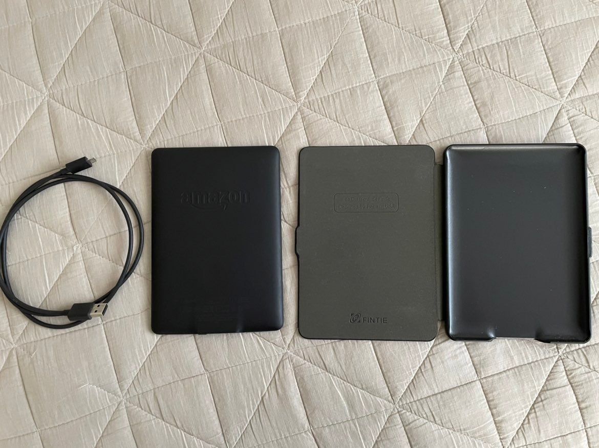 Amazon Kindle Paperwhite E-Reader in Bla
