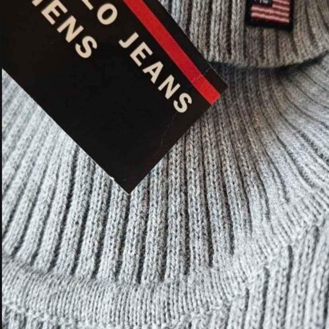 New 90's VTG Polo Jeans Co. Ralph Lauren Men's Gray Sweater Size Medium.