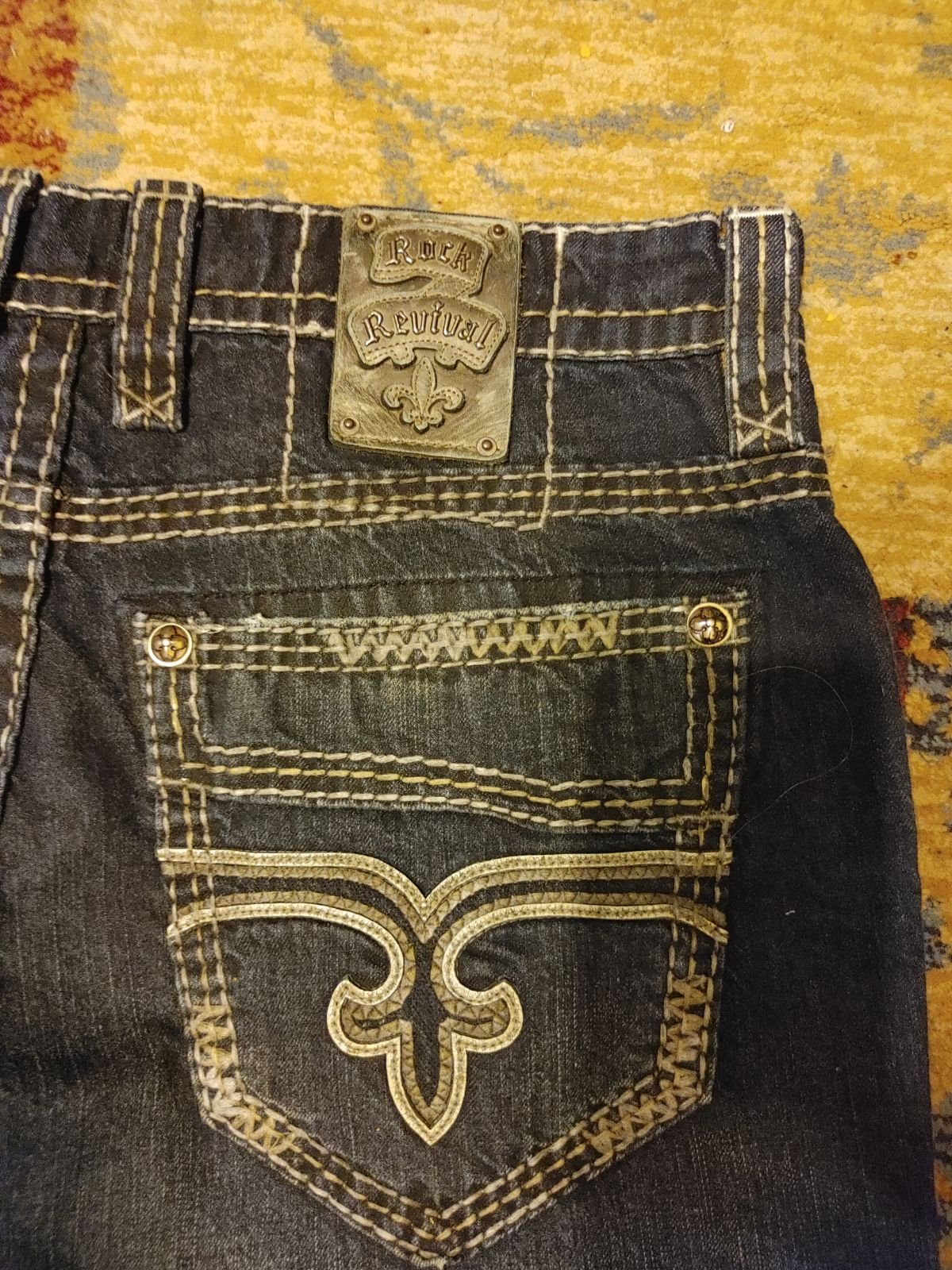 Men's Rock Revival Jeans Size 36x28