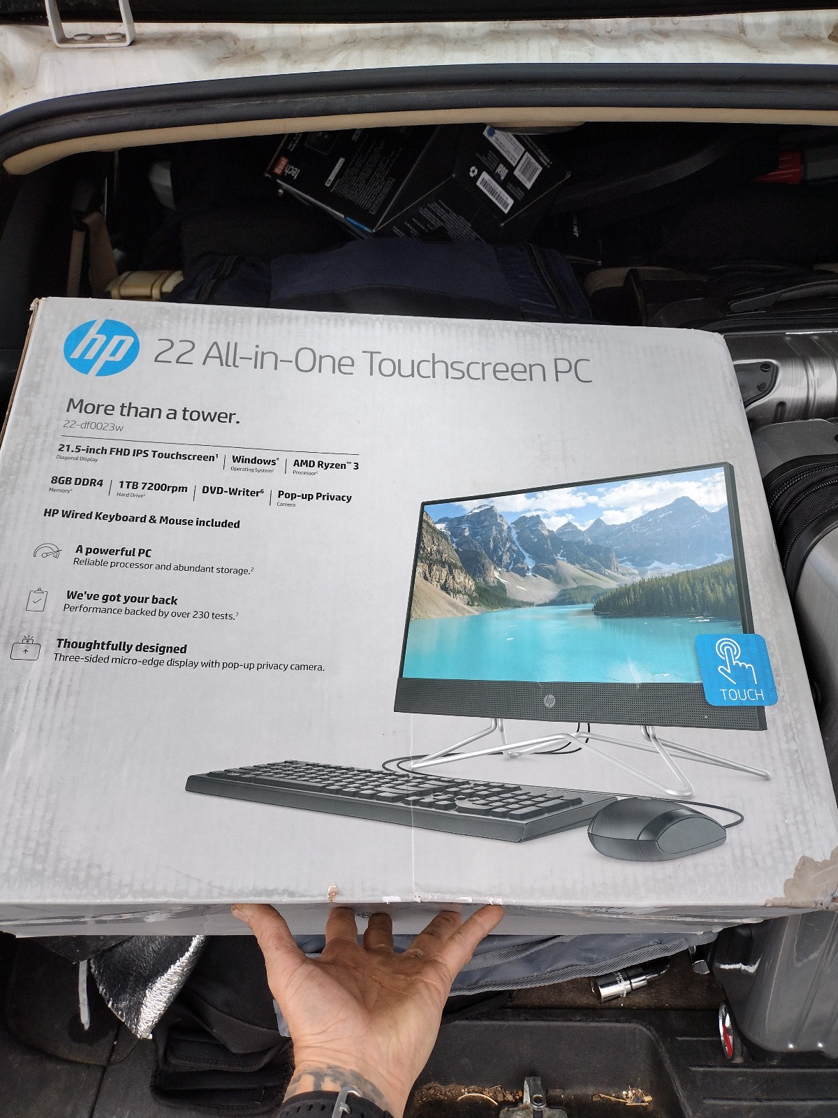 HP 22in touchscreen all in 1