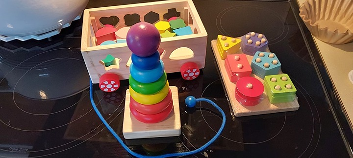 Bravmate Montessori Toys for 1 Year Old, Wooden Blocks Shape Sorter Stacking Rin