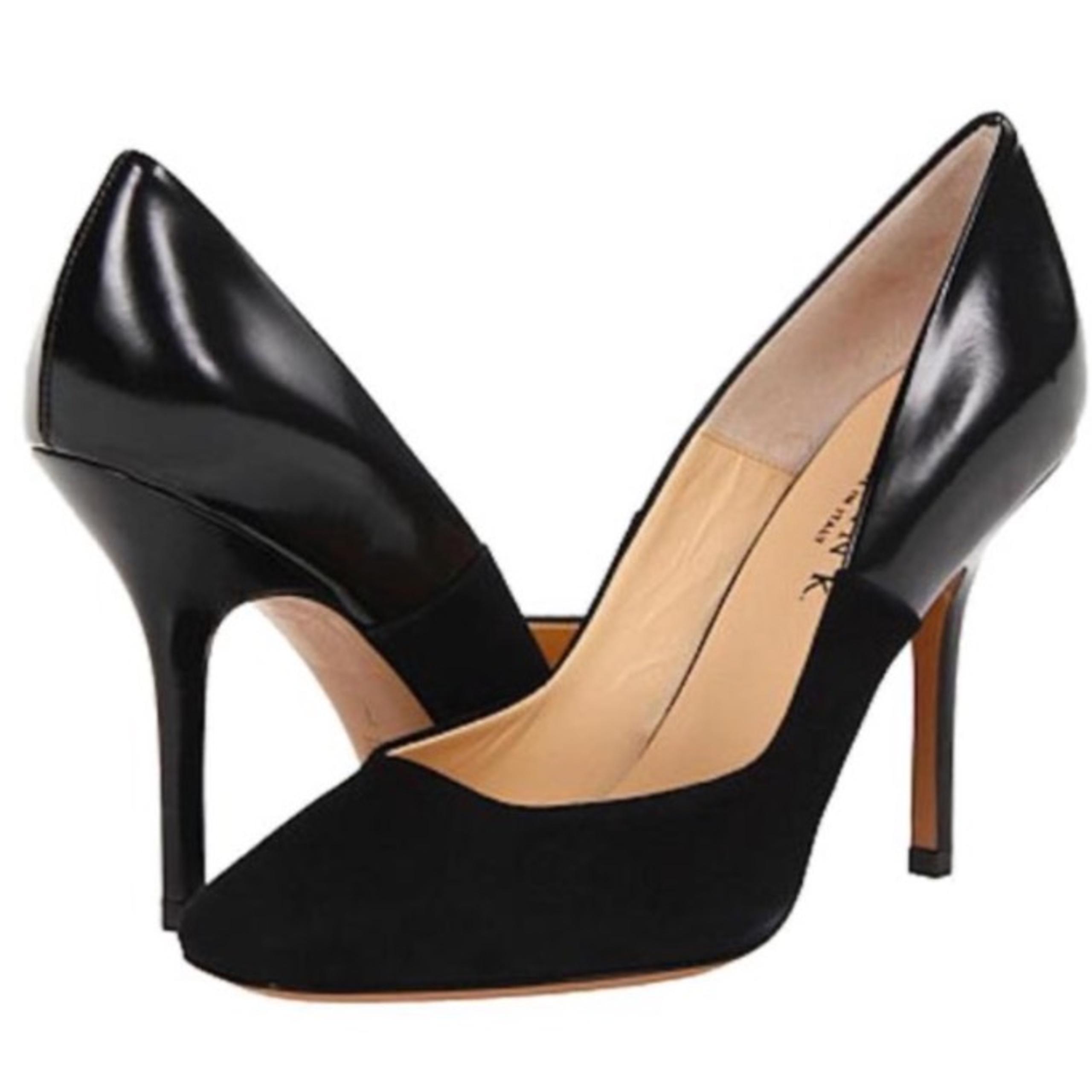 NEW Marvin K. Aquatalia Leather Pump