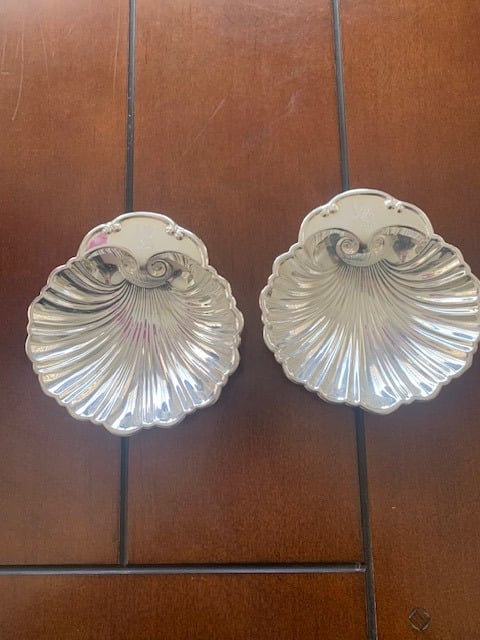 Circa 1950s Silverplate Scallop Shaped Bowl 2