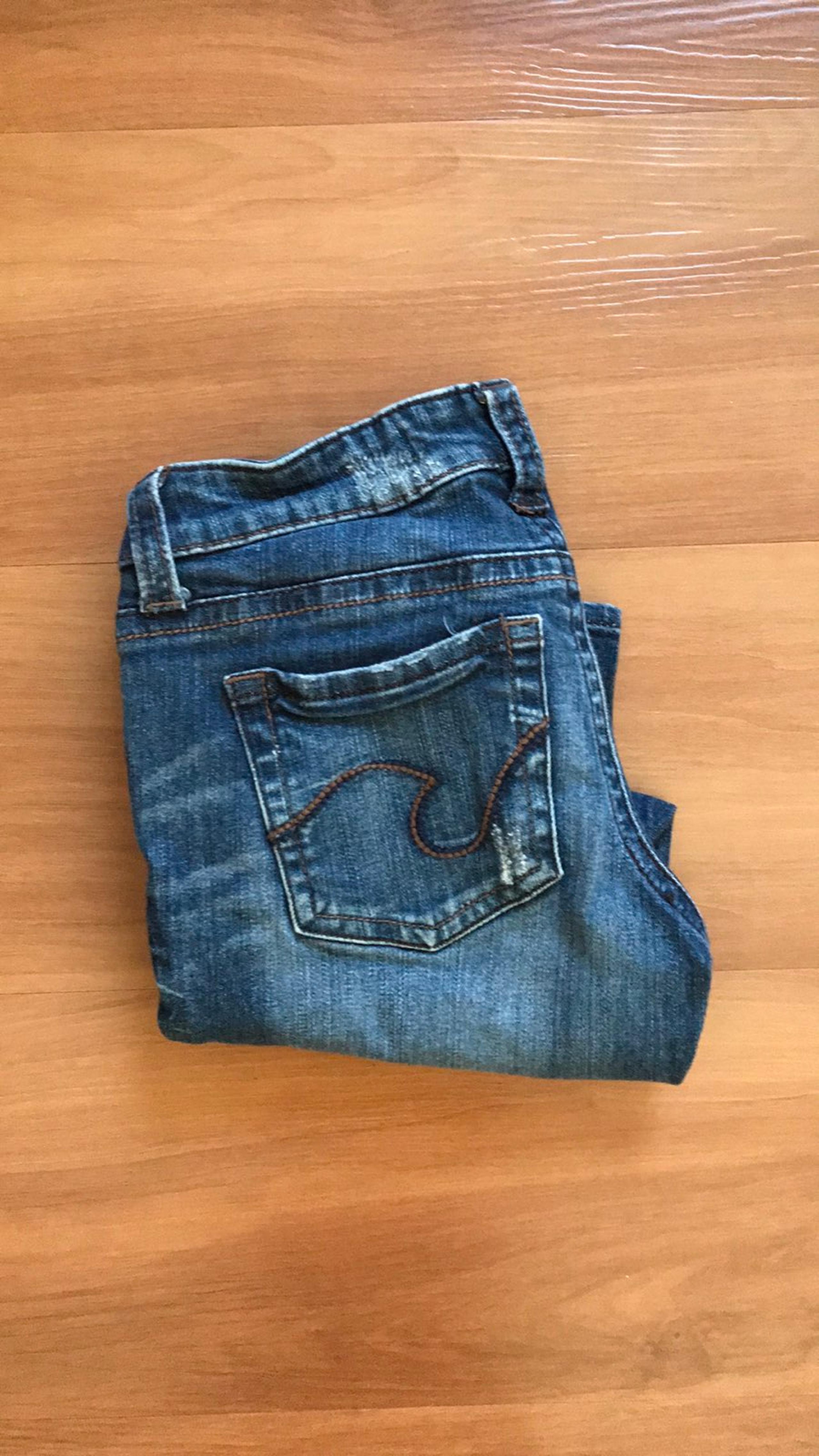 Refuge Denim Capris. Size 1