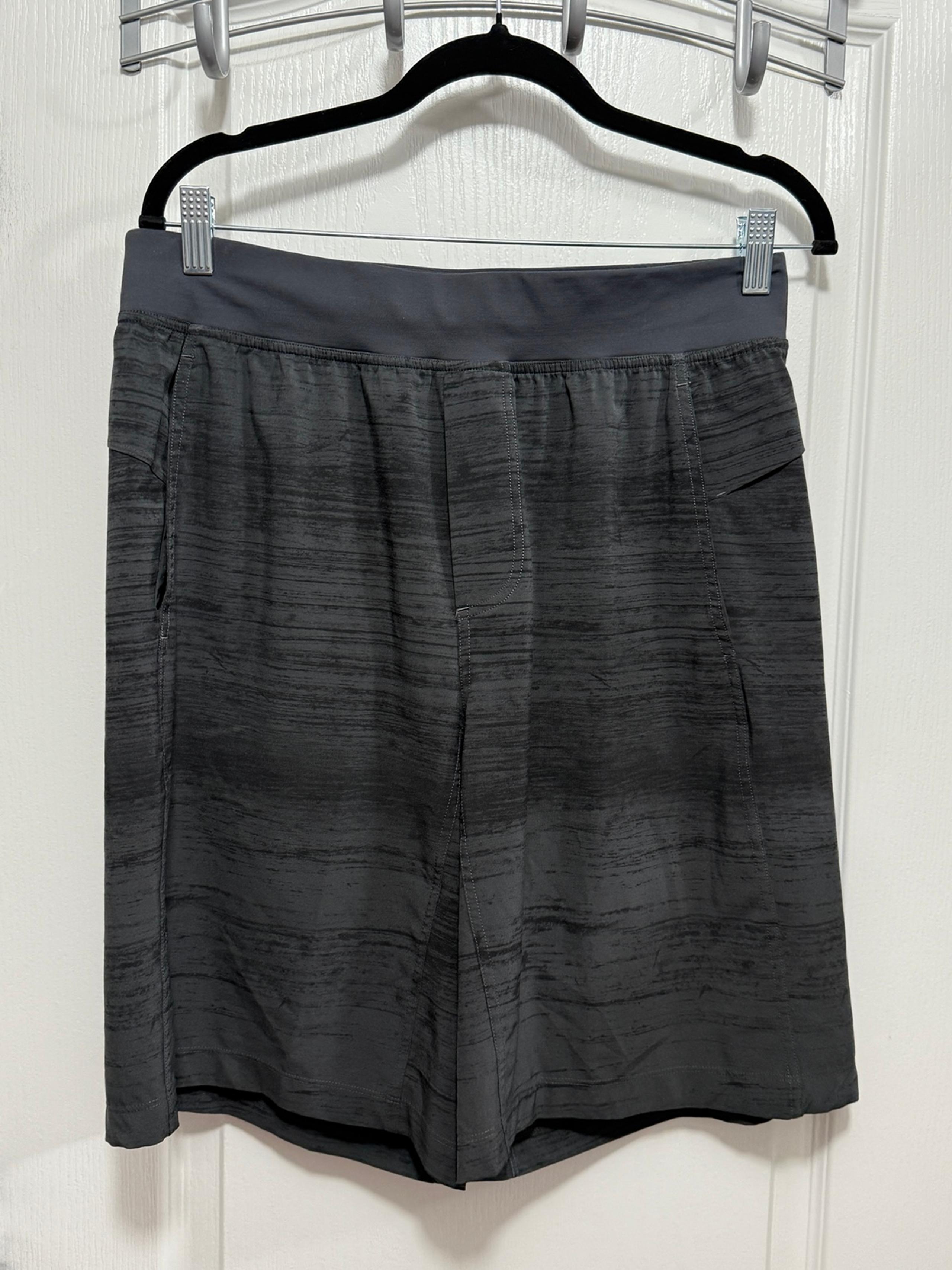 Lululemon Athletic Shorts Men’s L Gray Black Drawstring Running Athleisure gorp