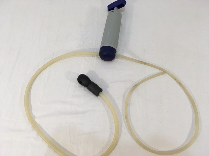 PUR LIQUID MANUAL HAND GRAY BLUE SIPHON SYSTEM NM 00876