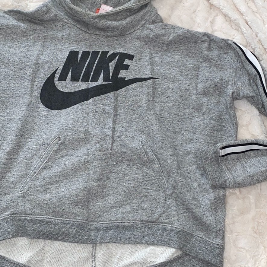 Nike Sweater