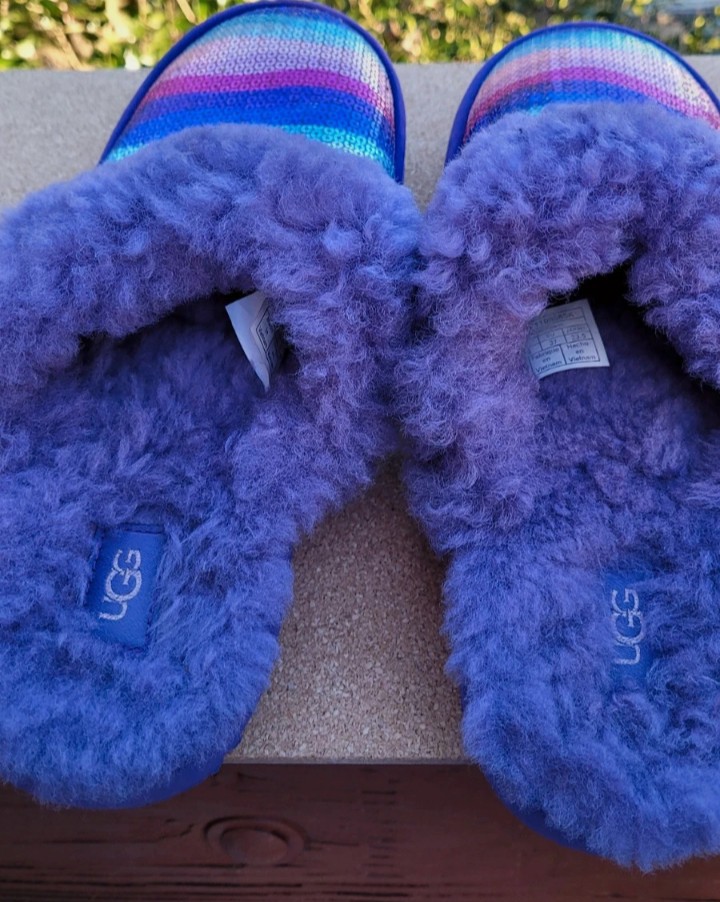 UGG Slippers women size 6.5