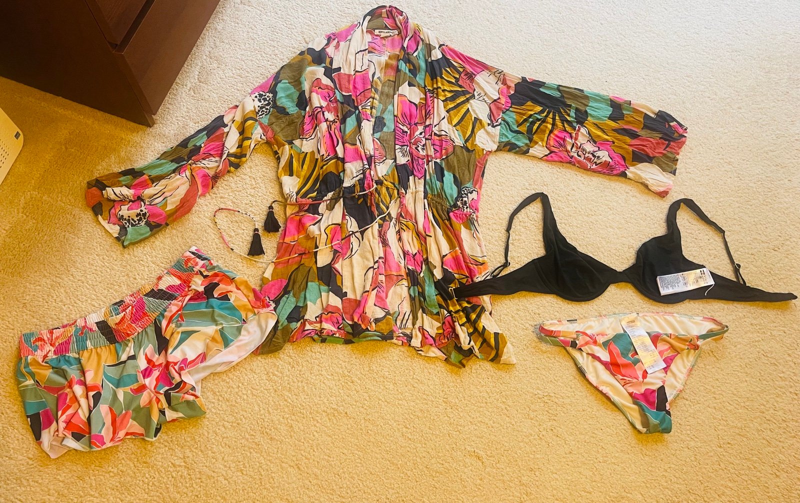 billabong set of 4 size L