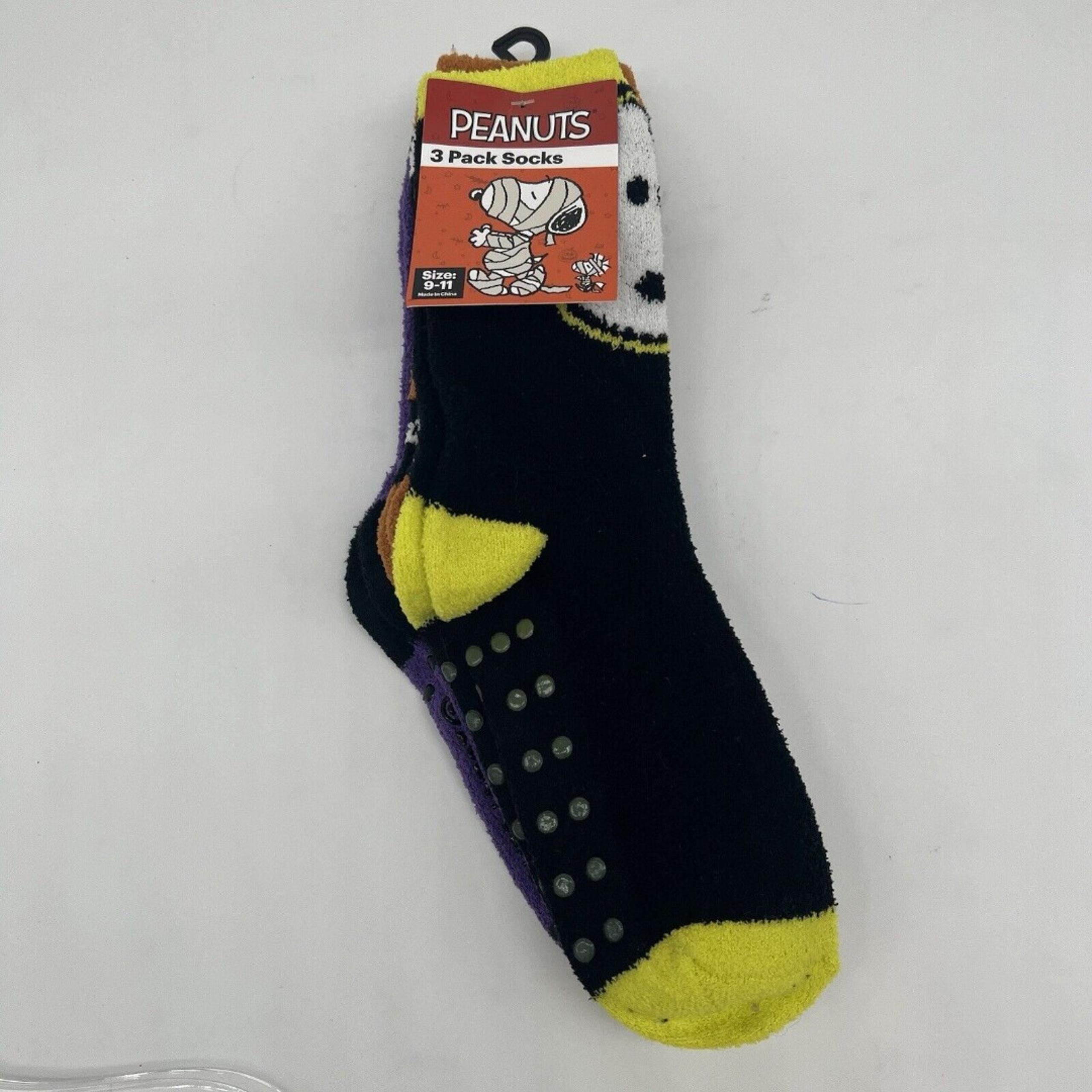 NWT Peanuts Halloween 3 Pack Socks Size 9-11 Snoopy Woodstock