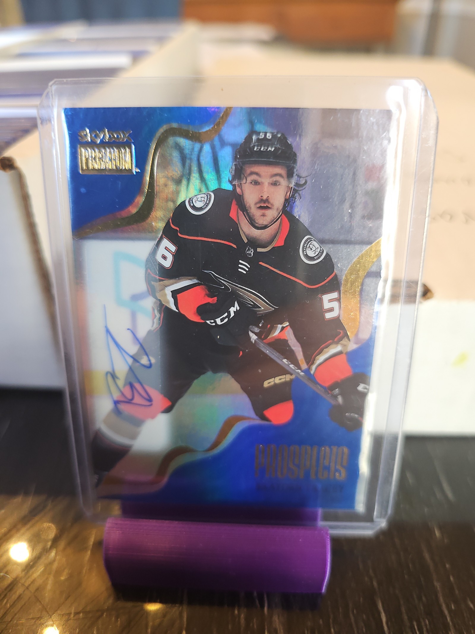 BRAYDEN TRACEY DUCKS 2022-23 UD SKYBOX METAL PREMIUM PROSPECTS BLUE AUTO RC SP