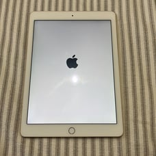 Apple iPad Air 2nd Generation 64 GB in Rose Gold