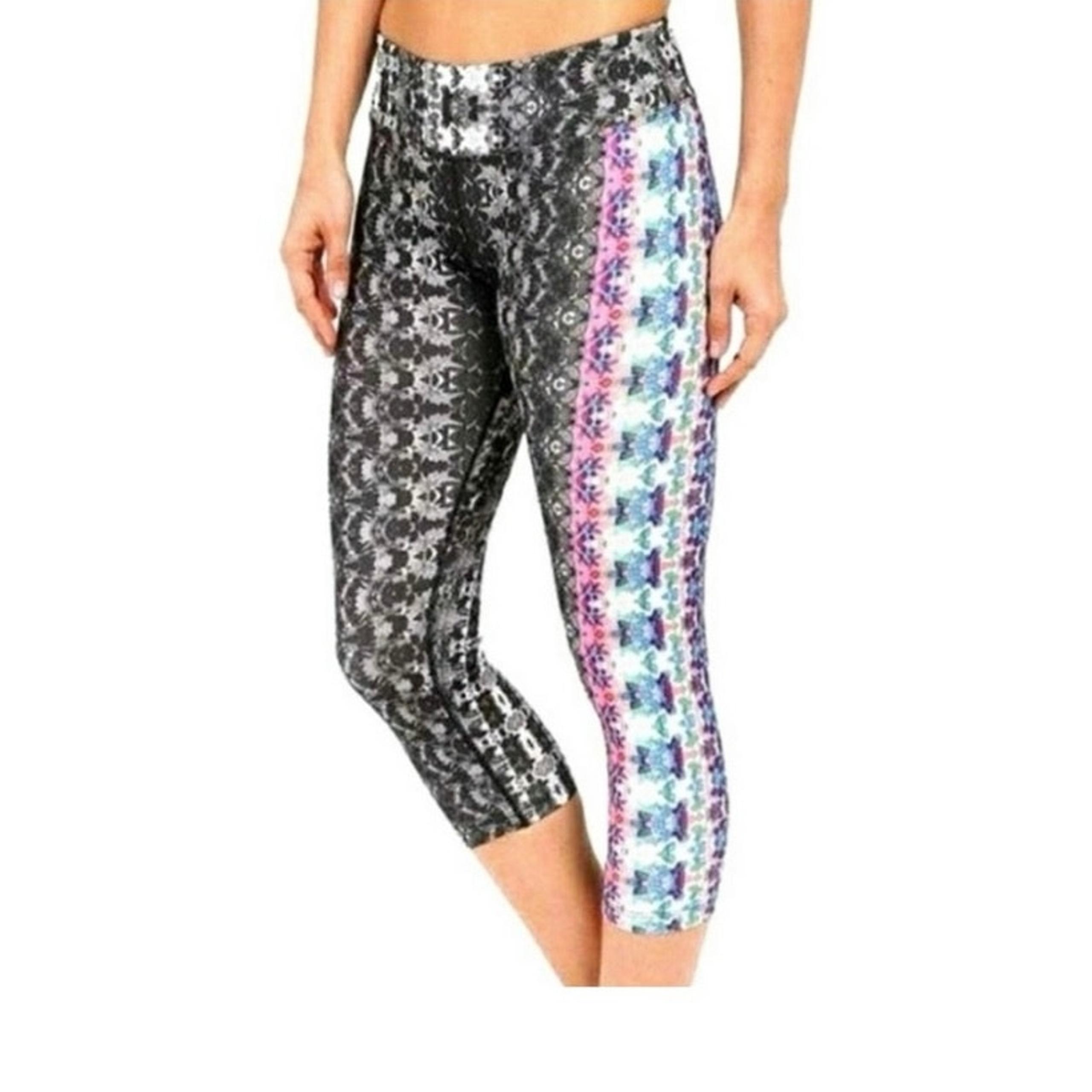 PrAna Roxanne Hydrobloom Crop Capri Leggings size Medium