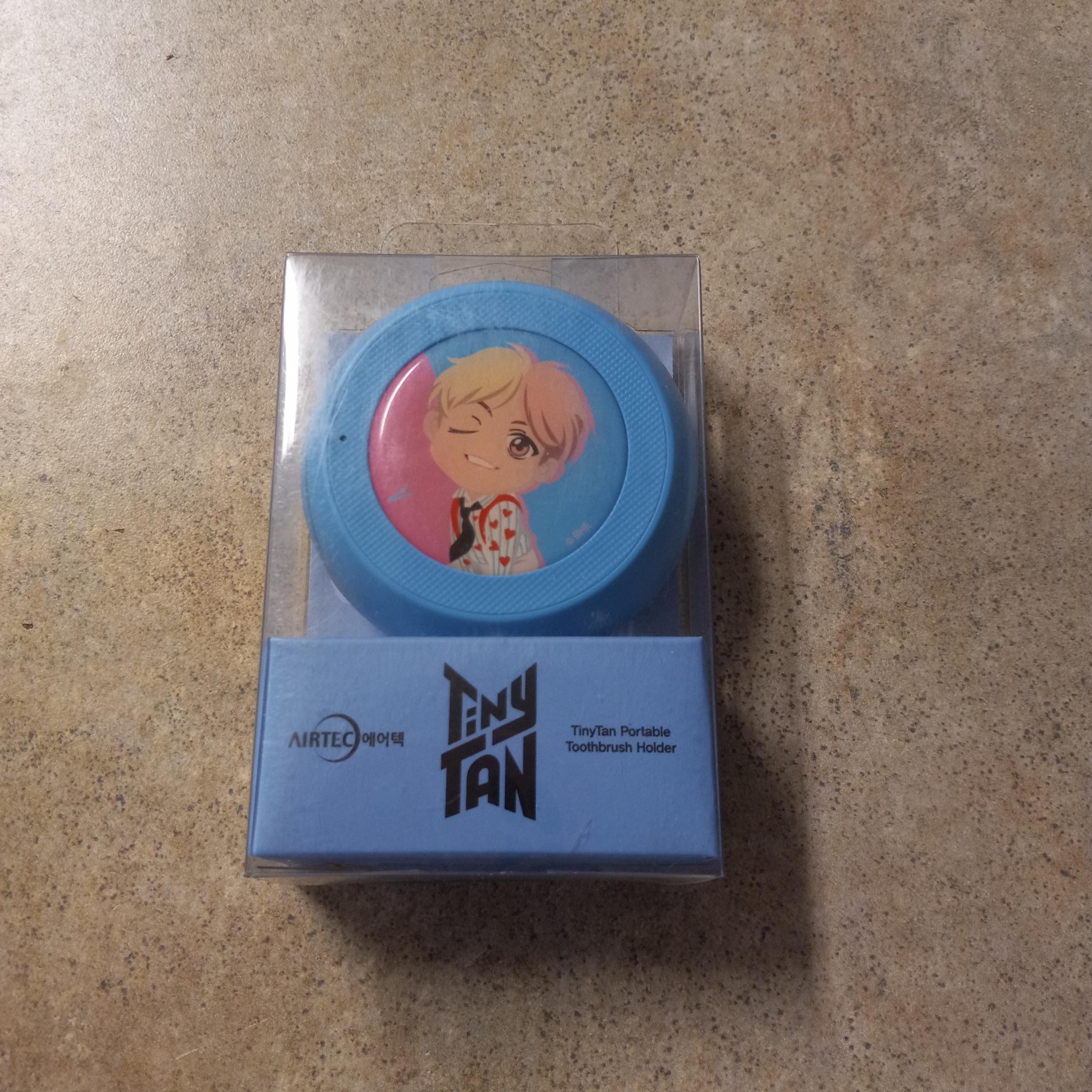 BTS TINY TAN V Toothbrush holder