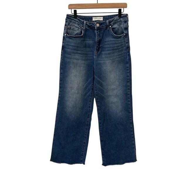 Risen High Rise Wide Leg Cropped Jean 11/30 raw hem Medium Wash boho festival