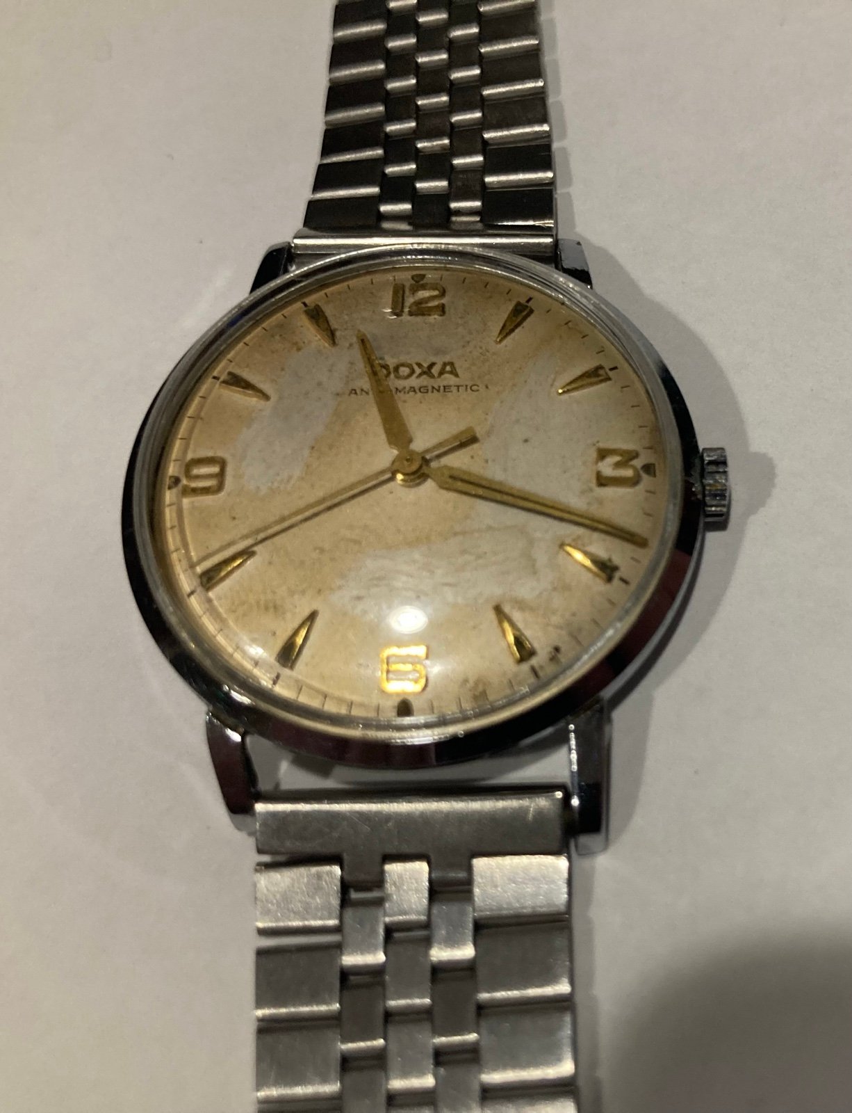 DOXA Vintage C. 1940's Unique And Elegant Patina Men's Wristwatch