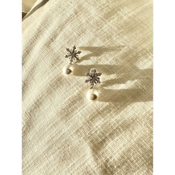 Snowflake pearl drop cubic zirconia dainty earrings