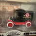 GEARBOX 1912 FORD DELIVERY CAR/1920 WAYNE GAS PUMP TEXACO DIECAST -BANK