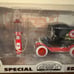 GEARBOX 1912 FORD DELIVERY CAR/1920 WAYNE GAS PUMP TEXACO DIECAST -BANK