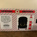 GEARBOX 1912 FORD DELIVERY CAR/1920 WAYNE GAS PUMP TEXACO DIECAST -BANK