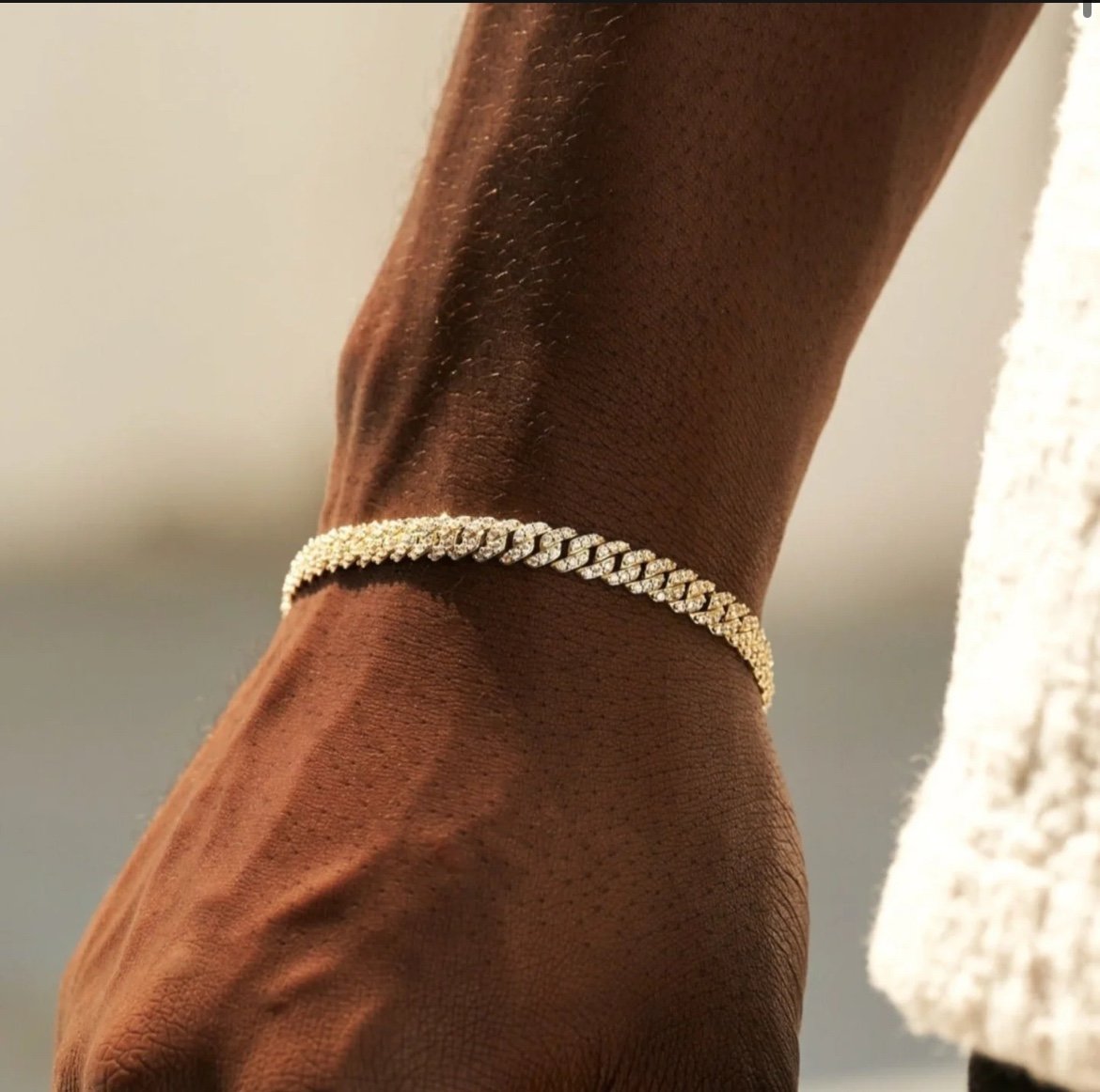 Gld micro diamond bracelet