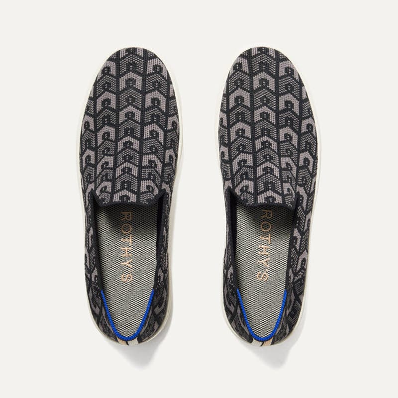 Rothy's The Original Slip On Logo Sneaker in Black Size 7.5 NWOB