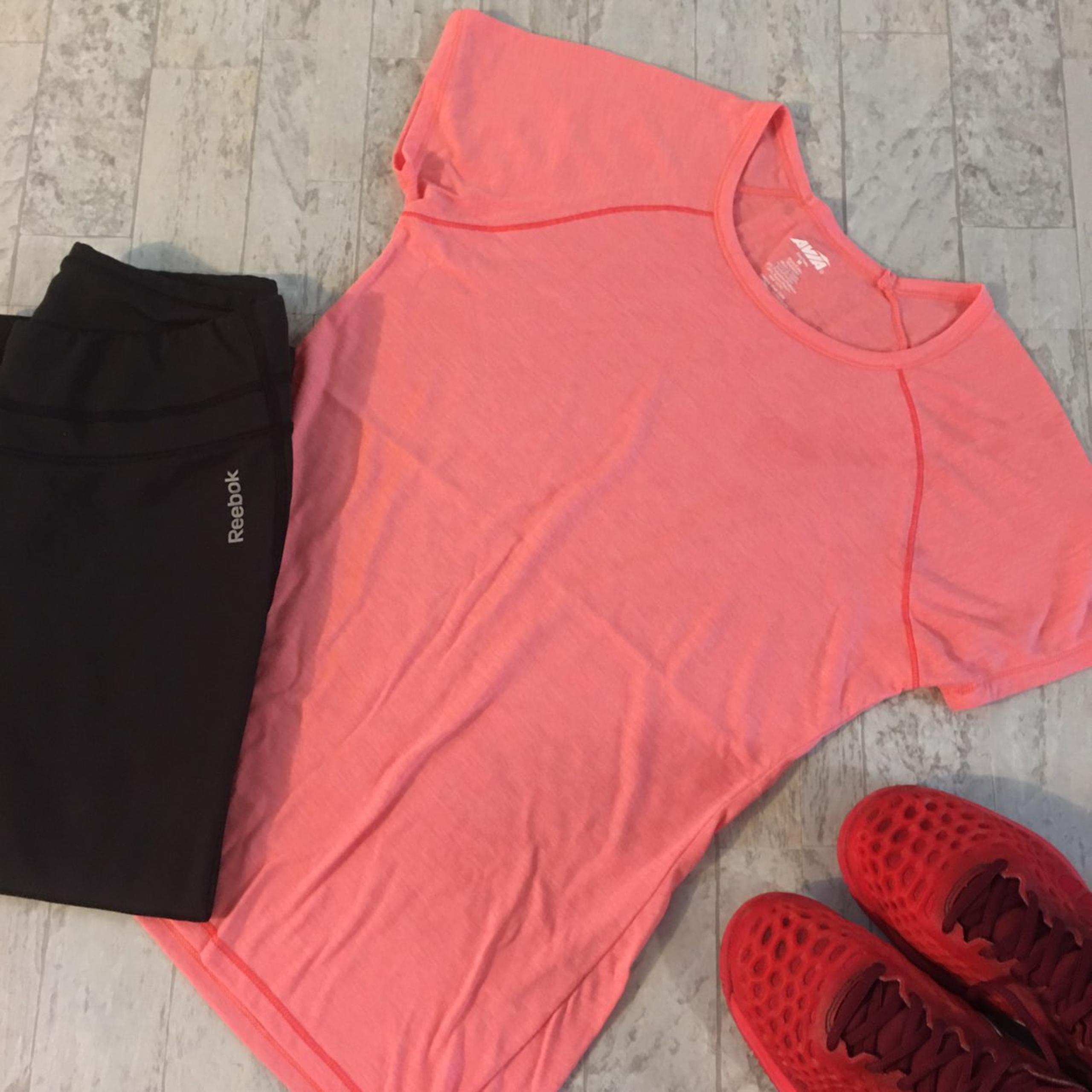 orange top - Avia