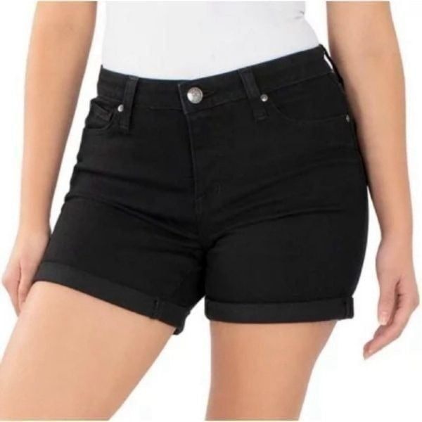 NWT … SEVEN 7 “Size: 10” Weekend Shorts